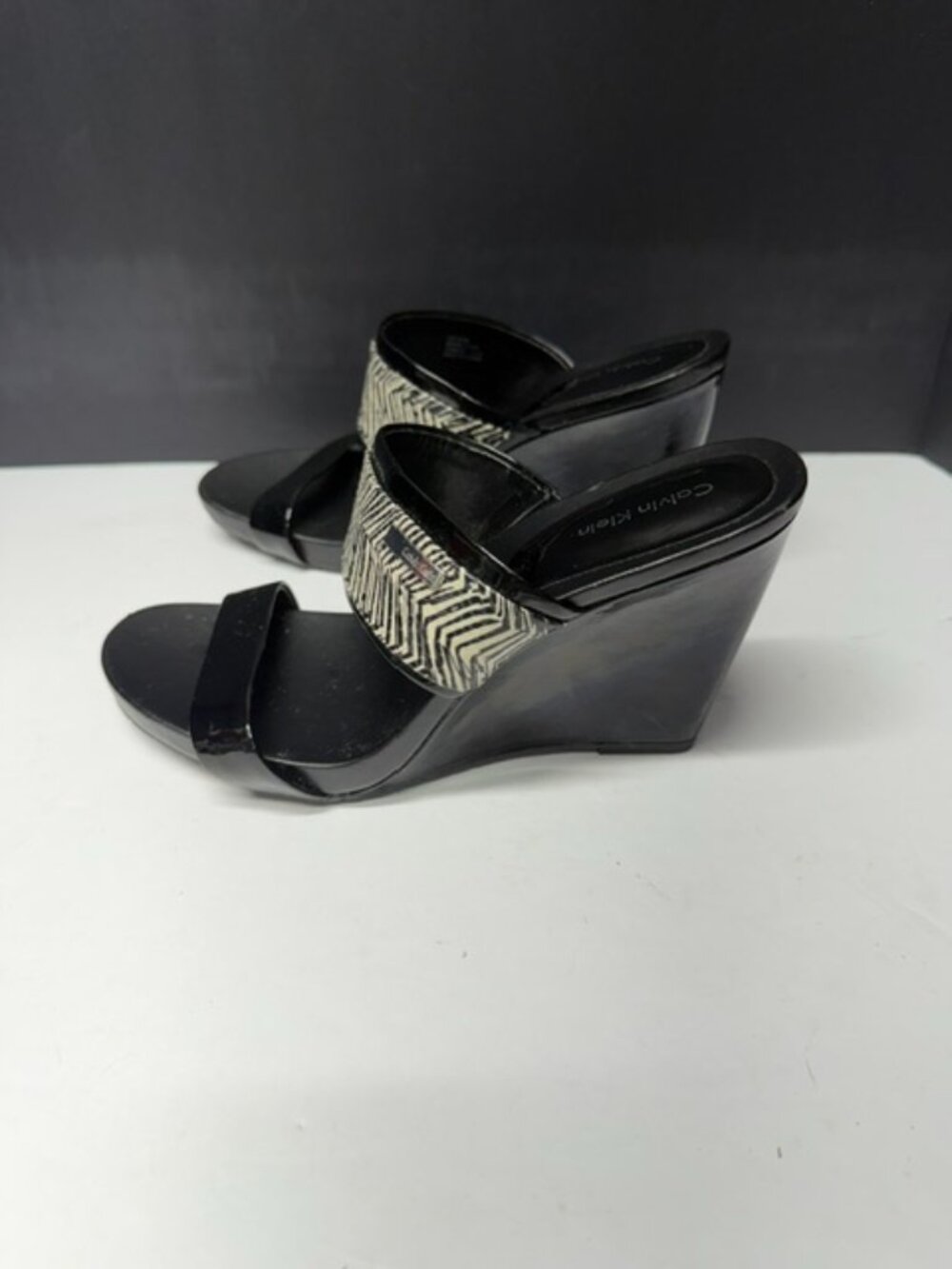 Calvin Klein Omira Wedge Sandal Woman's Size 9.5